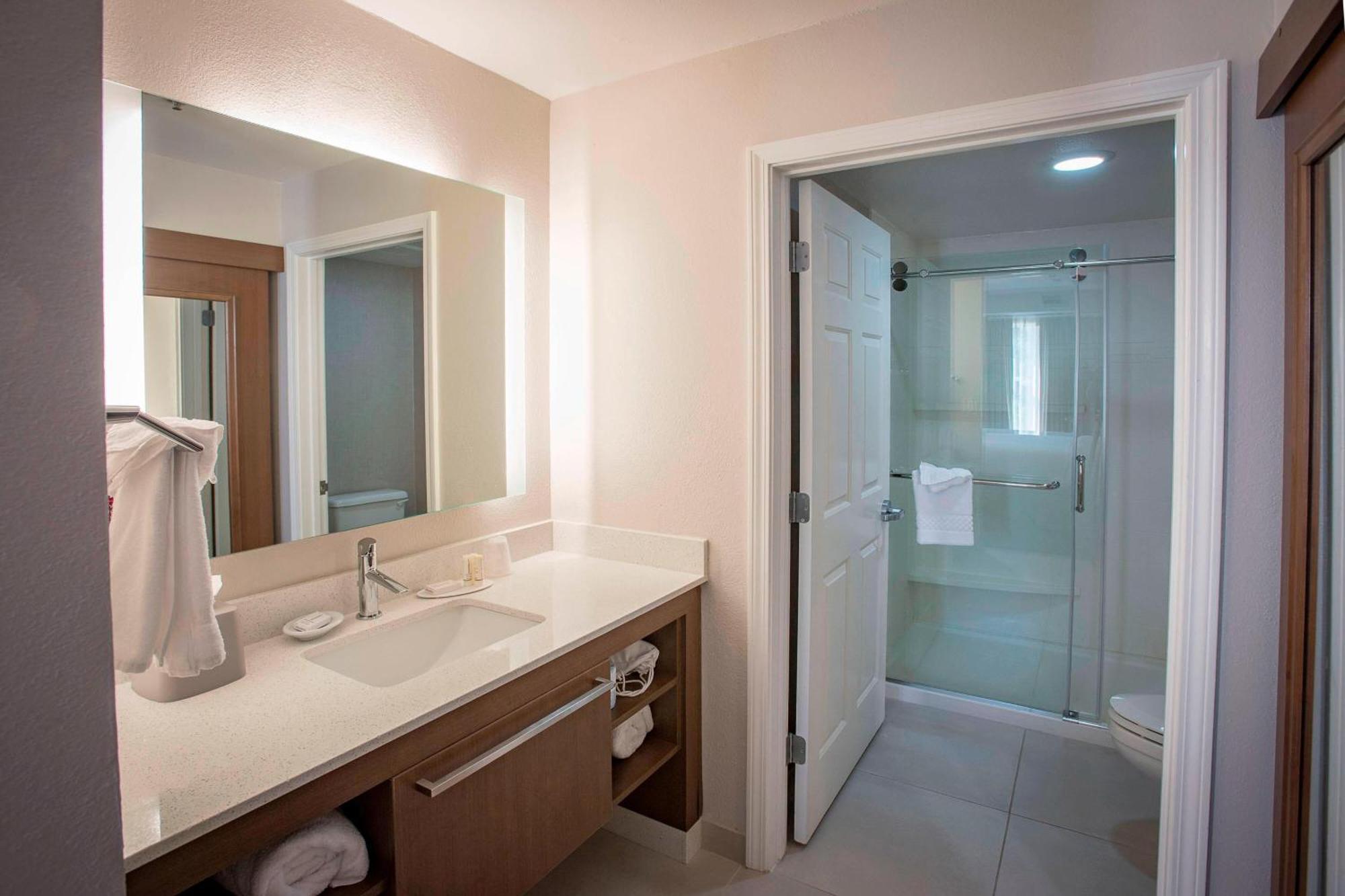 Residence Inn By Marriott Pensacola Downtown Buitenkant foto